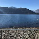 White Garden - With Access To The Lake Apartamento
