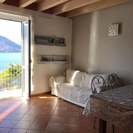 Apartment White Garden - With Access To The Lake