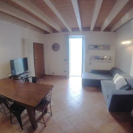 White Garden - With Access To The Lake Apartmán